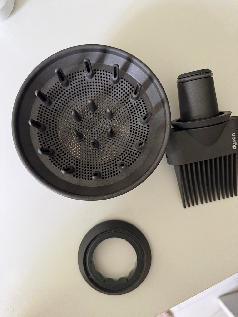 Dyson Black Diffuser and Pick Styling Attachments